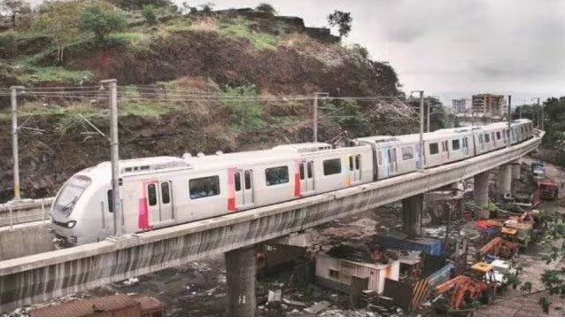 Committee meeting for integrating Mumbai's local and metro rail transport systems